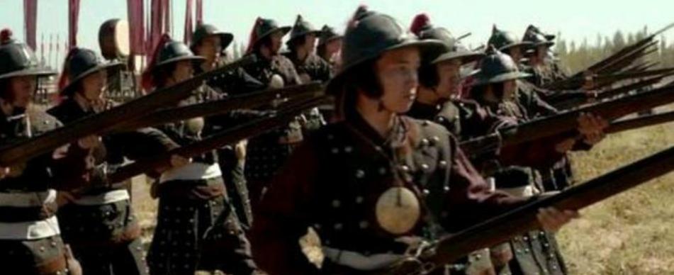 清朝飞碟盔,飞碟盔的历史来历