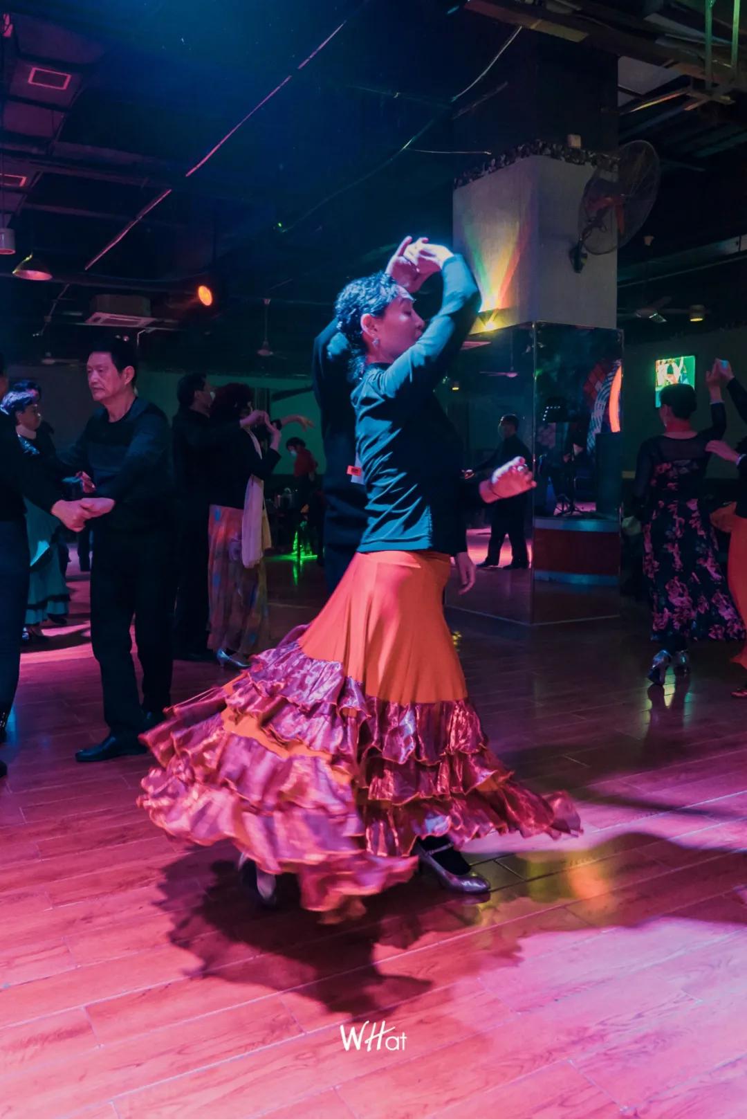 95鍚庡濡硅姳瑙嗛,95鍚庡濡硅姳杩斾埂