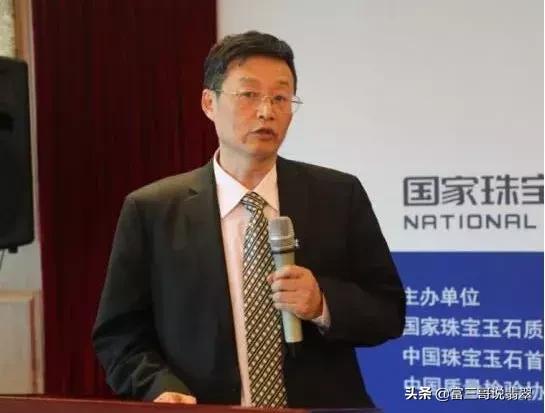 大妈买珠宝被打脸,在缅甸买翡翠会遇到哪些套路