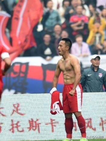 中国男足真正的高手,盘点中国男足那些高颜值的球员