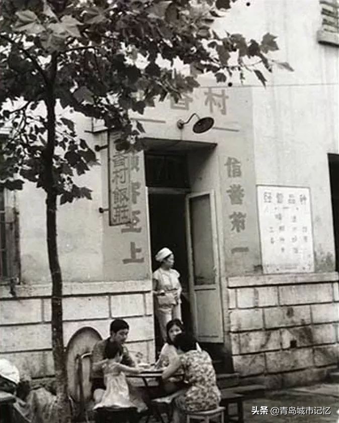 找寻老街里的老字号，珍贵旧影中的城市记忆