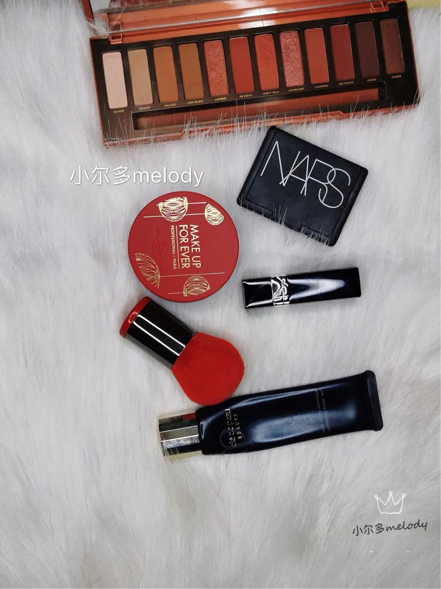 跨年妆红色系妆容,新年元气妆