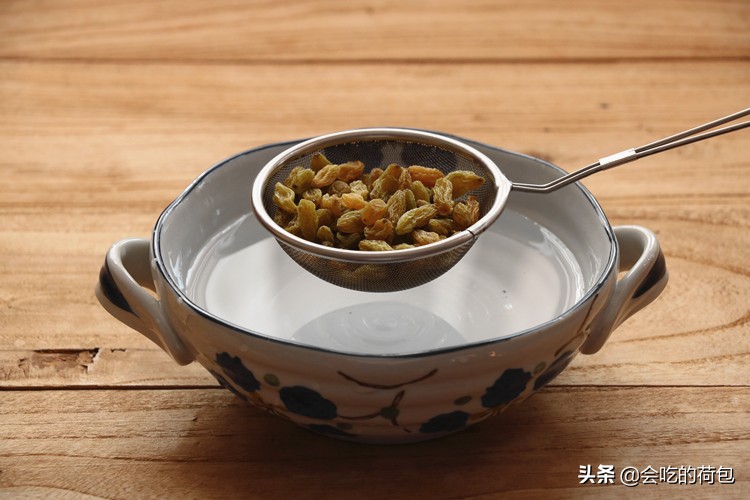 醋泡葡萄干的时间很久了效果好吗,醋泡葡萄干的正确做法与吃法窍门