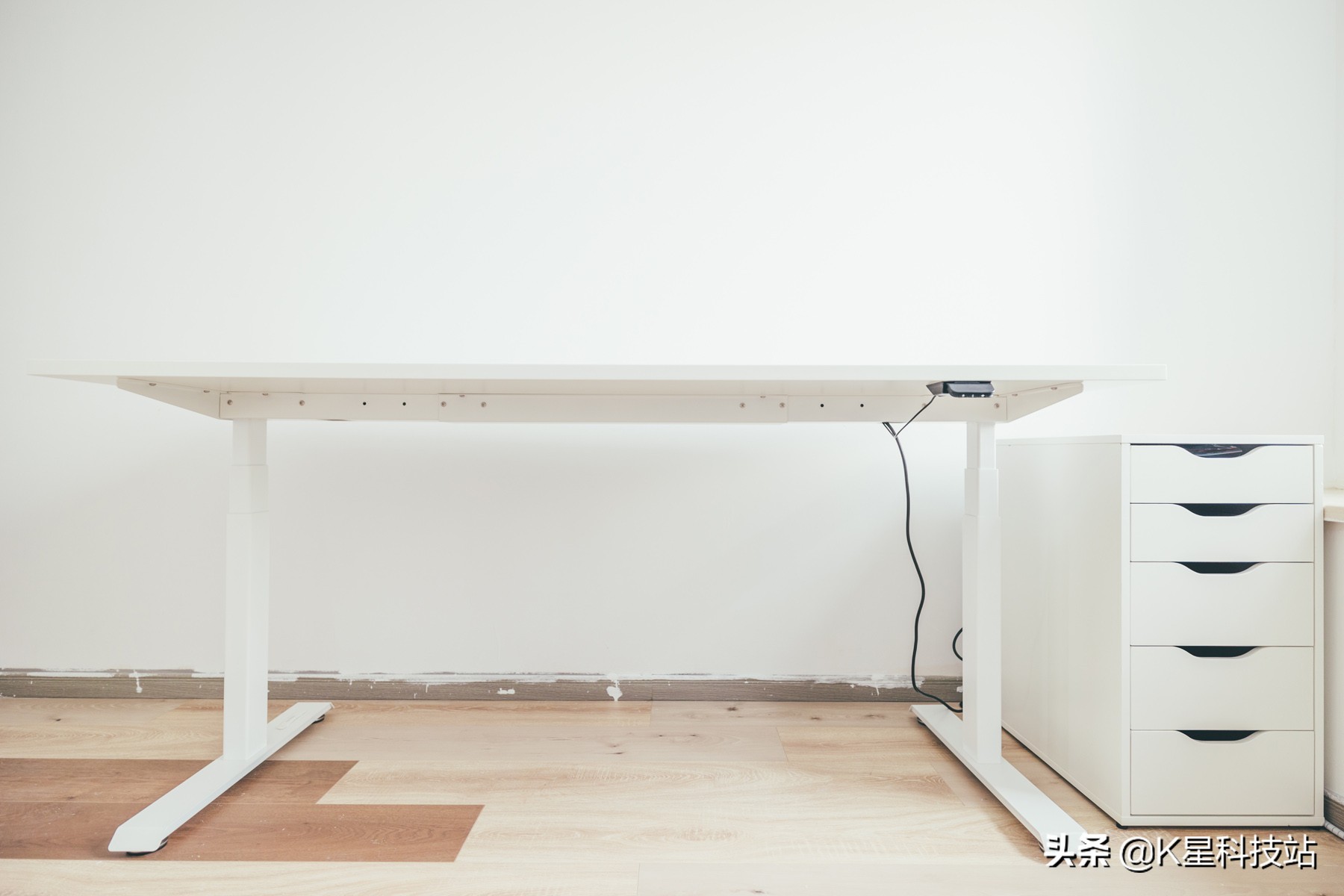 极简主义工作台设计,极简主义工作台