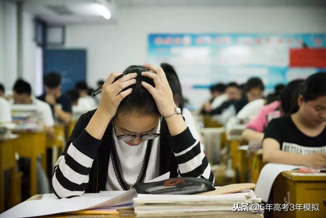 盘点四种考试作弊,四种考试作弊最高判7年