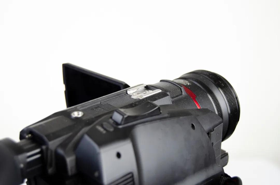 松下x1500摄像机,松下x1500专业4k60p摄像机