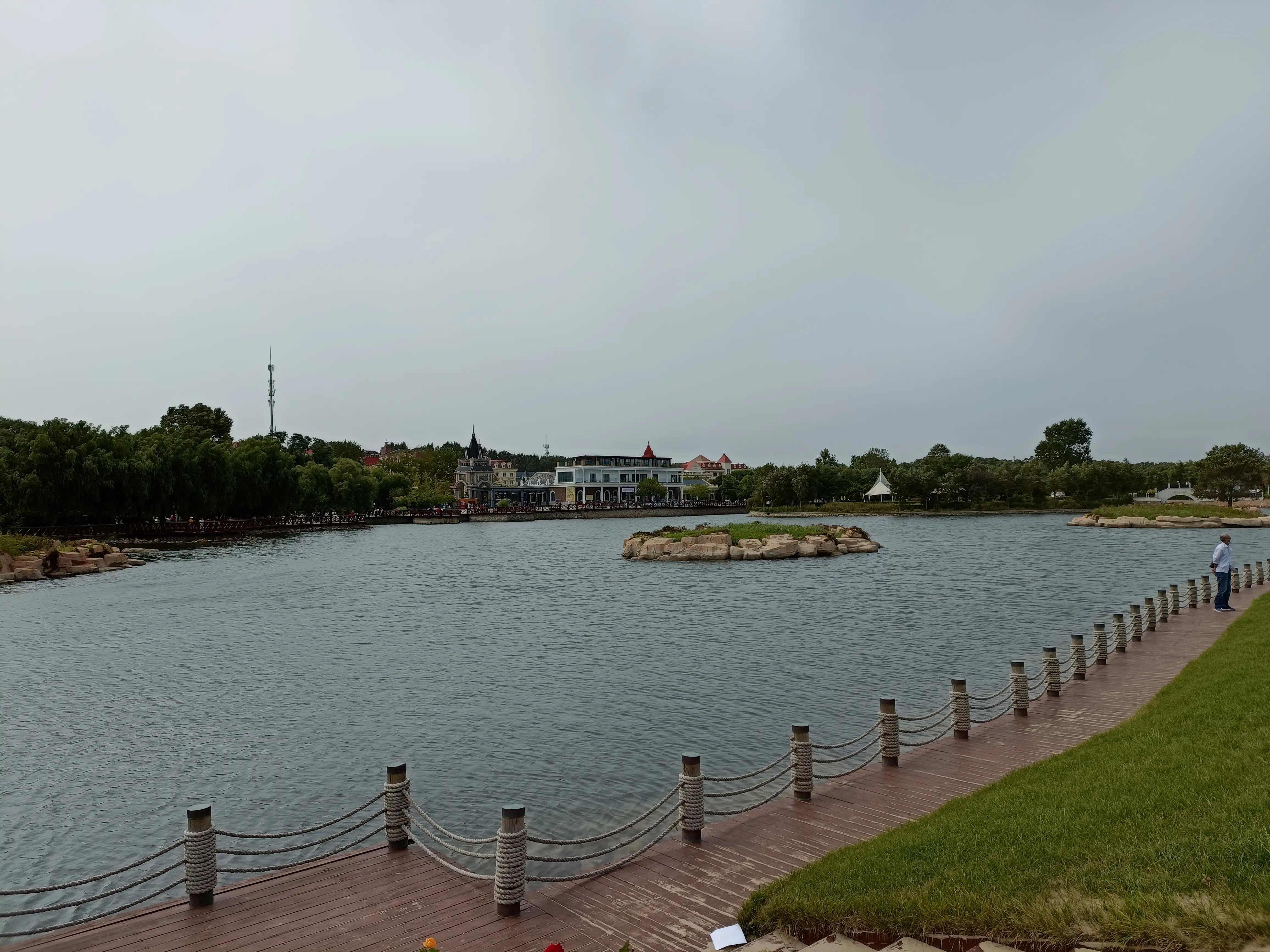 北戴河天空和海洋,北戴河海景好看还是三亚好看