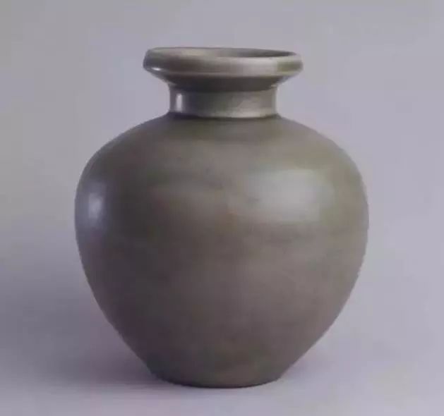 为什么青花瓷比青瓷价值高,青花瓷和龙泉青瓷哪个更值得玩