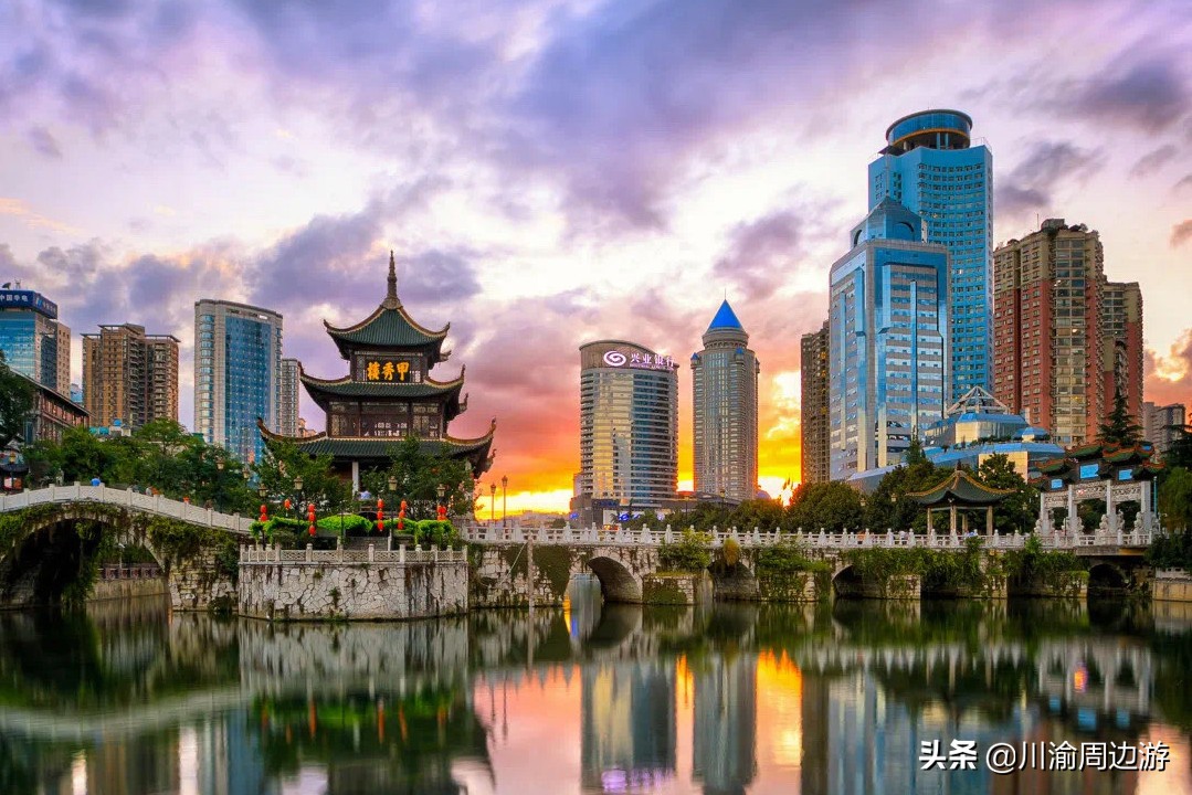 国内10个绝美旅行地怎么都看不腻,十大国内最佳旅行地风景美如画