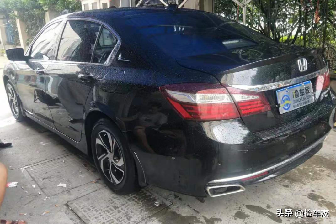 13.8万买台二手雅阁值不值？朋友：为啥不加几万买新车