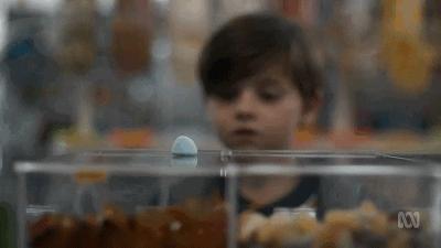 当相爱相杀的变态女主意识到自己是*社会反**人格时,好戏才刚刚开始