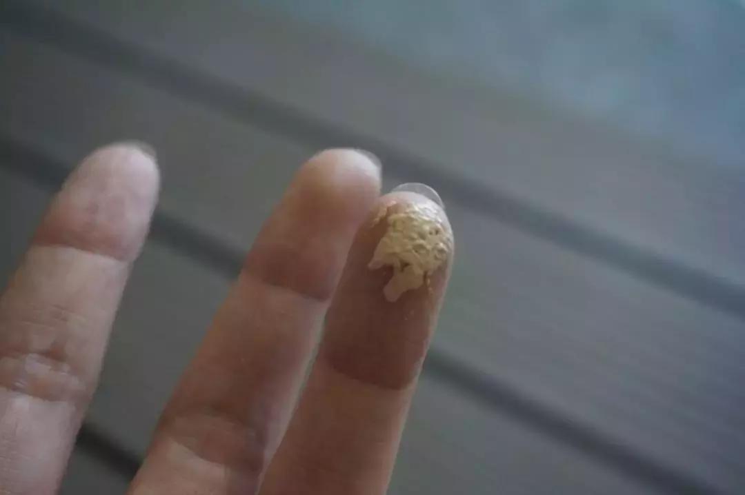 hera黑金气垫适合什么肤质,hera黑金气垫卡粉