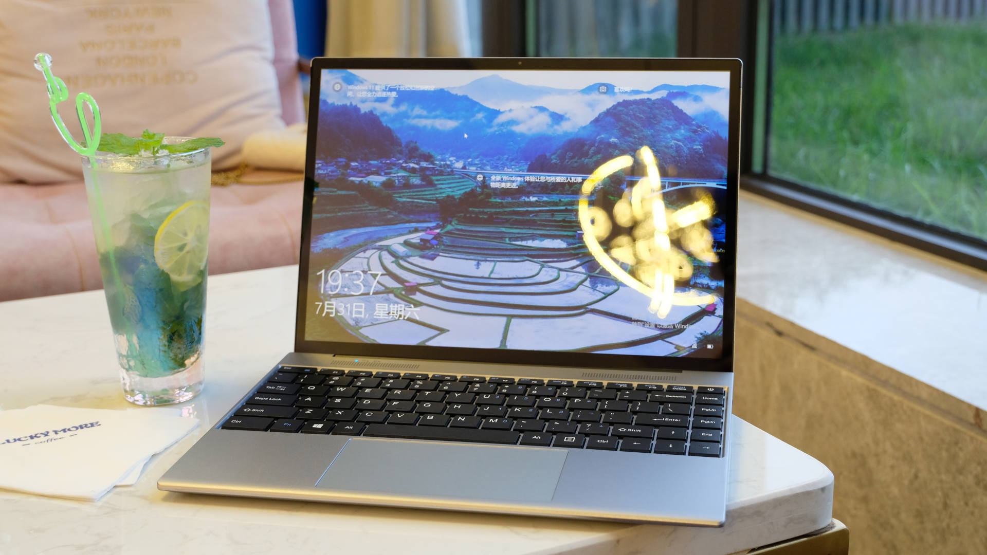 surface笔记本测评,不到2k的苹果笔记本