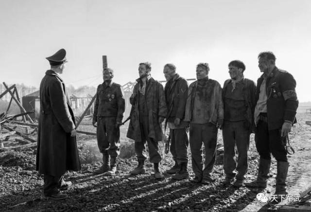 冒牌上尉电影观后感,冒牌上尉电影深度解析