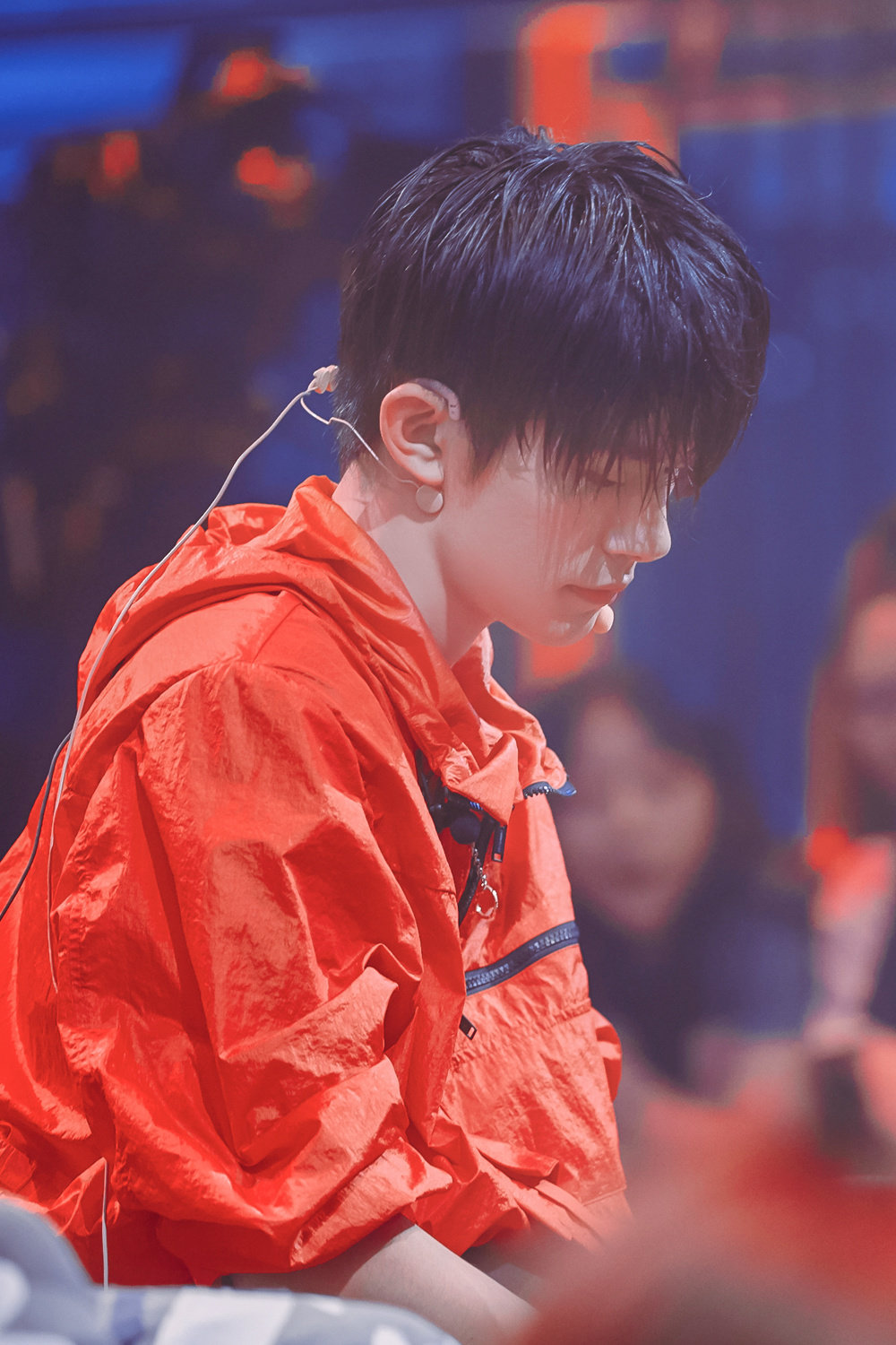 易烊千玺陷落美好完整版,易烊千玺陷落美好纯音乐