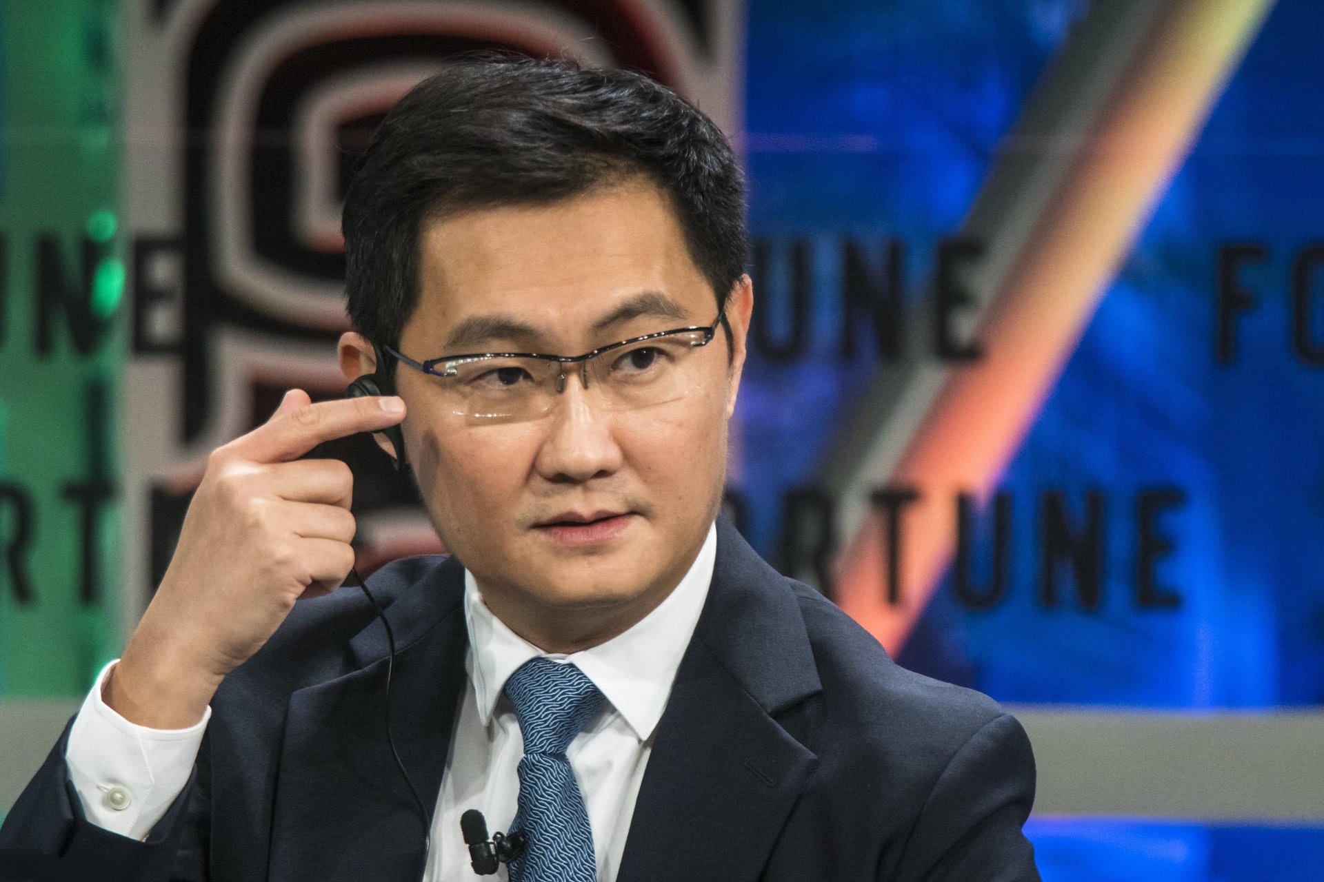 为什么腾讯的qq和微信都不收费,为什么微信不收钱了呢