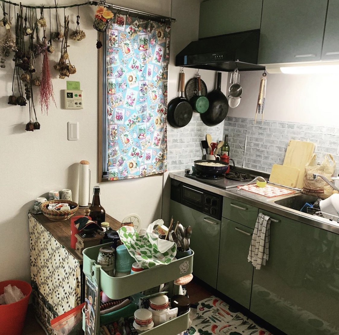 一个人的出租屋虽然不大但很温馨,一个人的出租屋生活孤独吗