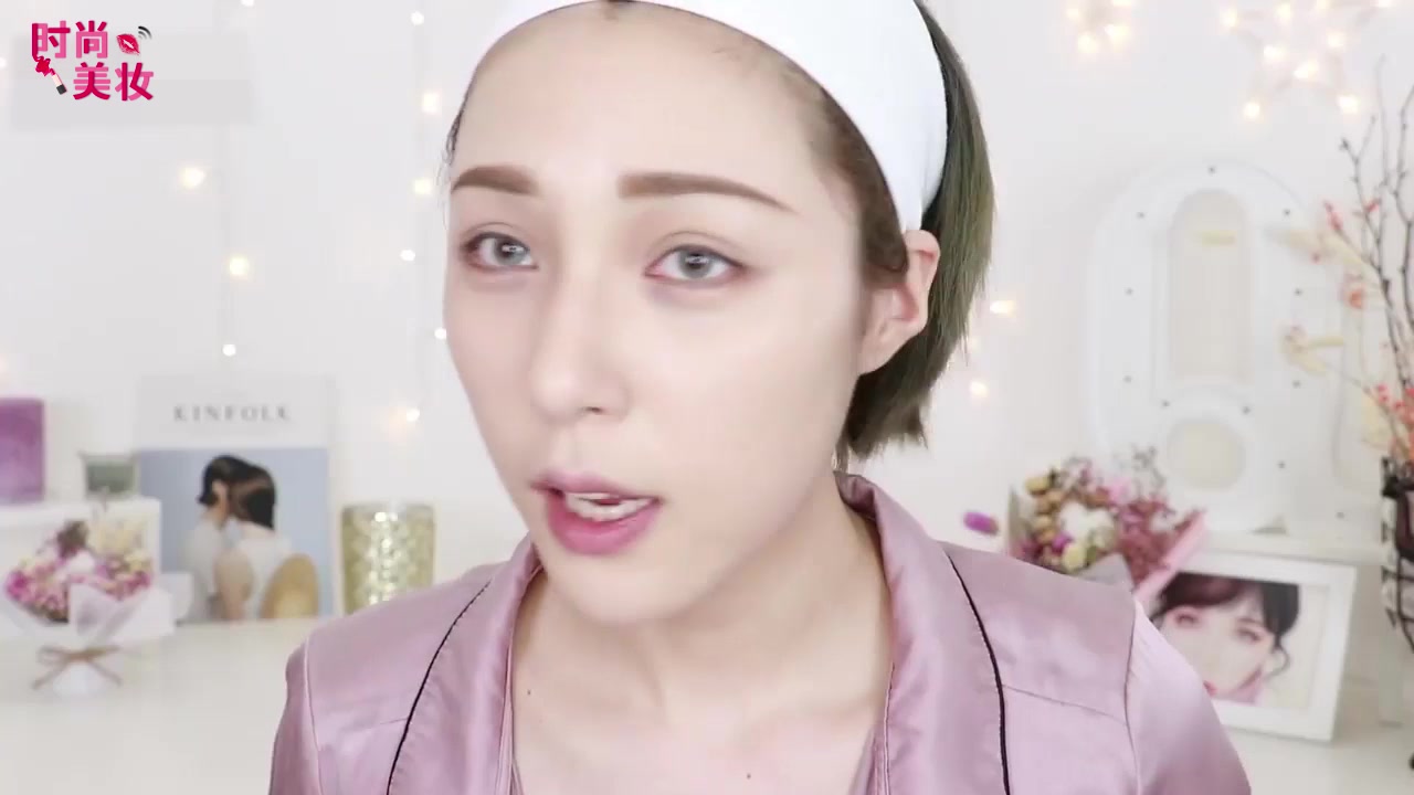 美妆小教程粉色眼影怎么画不会肿,欧美妆教程新手入门粉色眼影