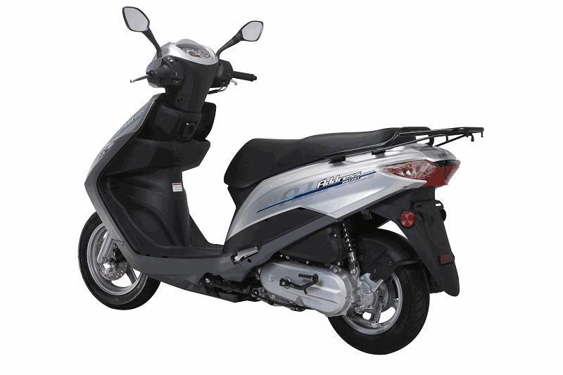 踏板摩托车齿轮油加多了会怎么样,踏板摩托车齿轮油多少公里换一次