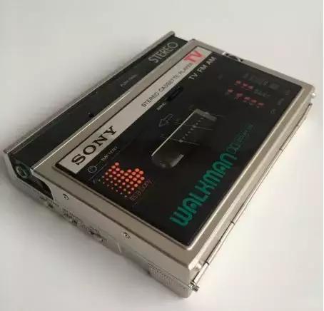 手刃小米，脚踩iphone，这家公司的黑科技前所未有