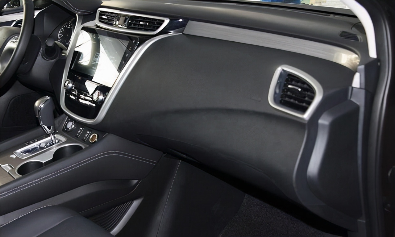 26万提了丰田汉兰达,日产楼兰已开14万公里