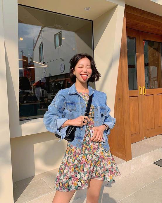 vivamoon韩国穿搭博主小西装,鬼马精灵彩虹眼妆