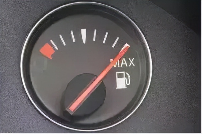 汽车油表指针失灵是什么原因,汽车油表下降什么原因