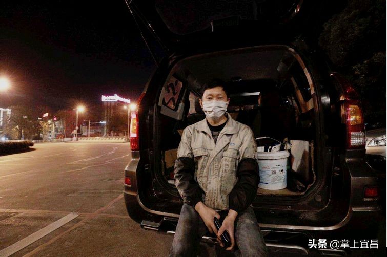 宜昌江边志愿者,你好我是哈尔滨志愿者完整版