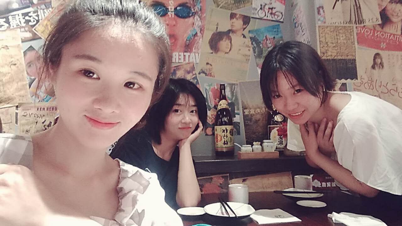 和甜的人相处,和你在一起空气都是甜的