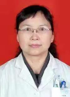 市中医院开展义诊,20多位医疗专家广场义诊