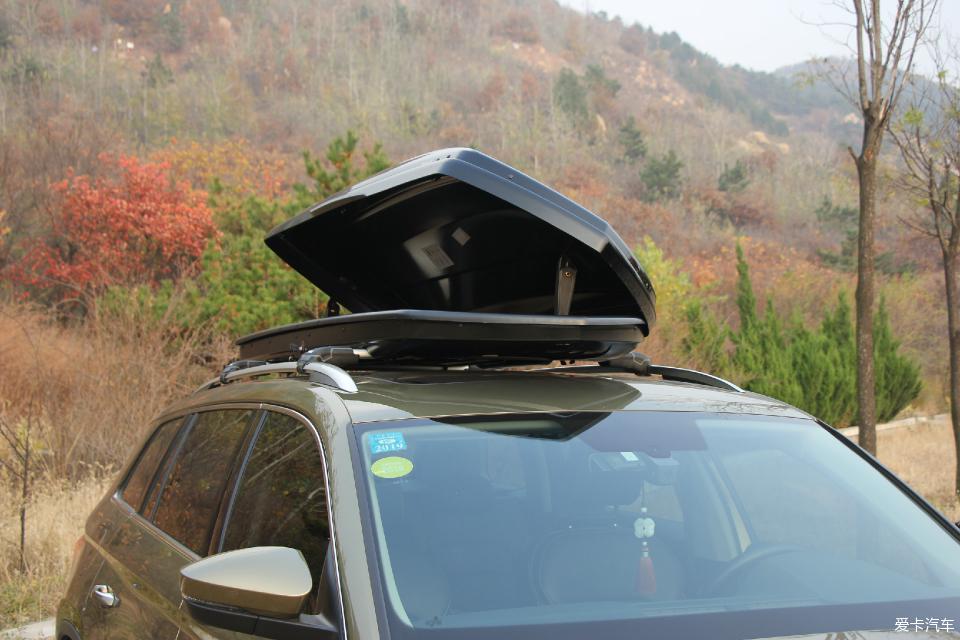 大熊的“书包”——THULE/拓乐灵动800车顶行李箱！