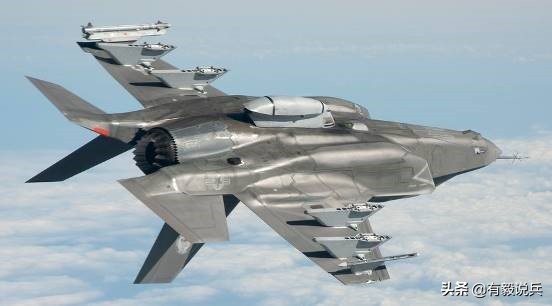 f35闪电隐身战斗机精彩视频上集,F-35闪电战机