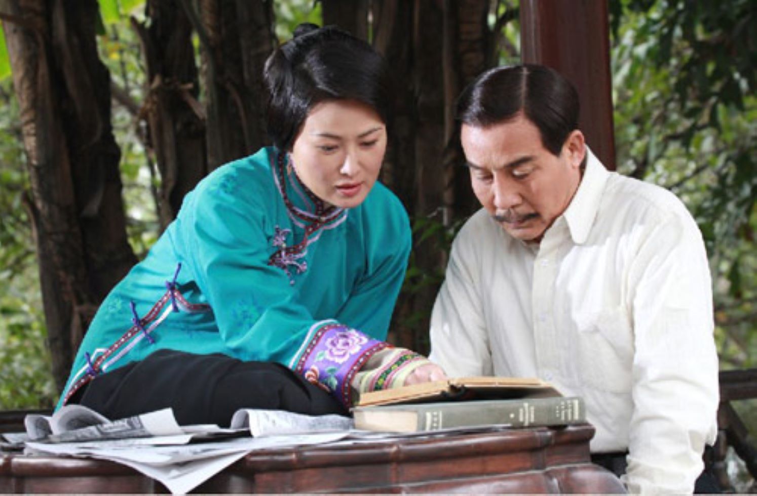 卢慕贞:17岁结婚,45岁被尊为“国母”,48岁收到丈夫的离婚信