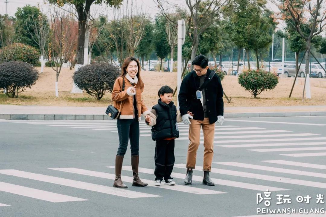 糕妈:你们催了好久的包包来了!我超爱这几只,上班带娃都能背