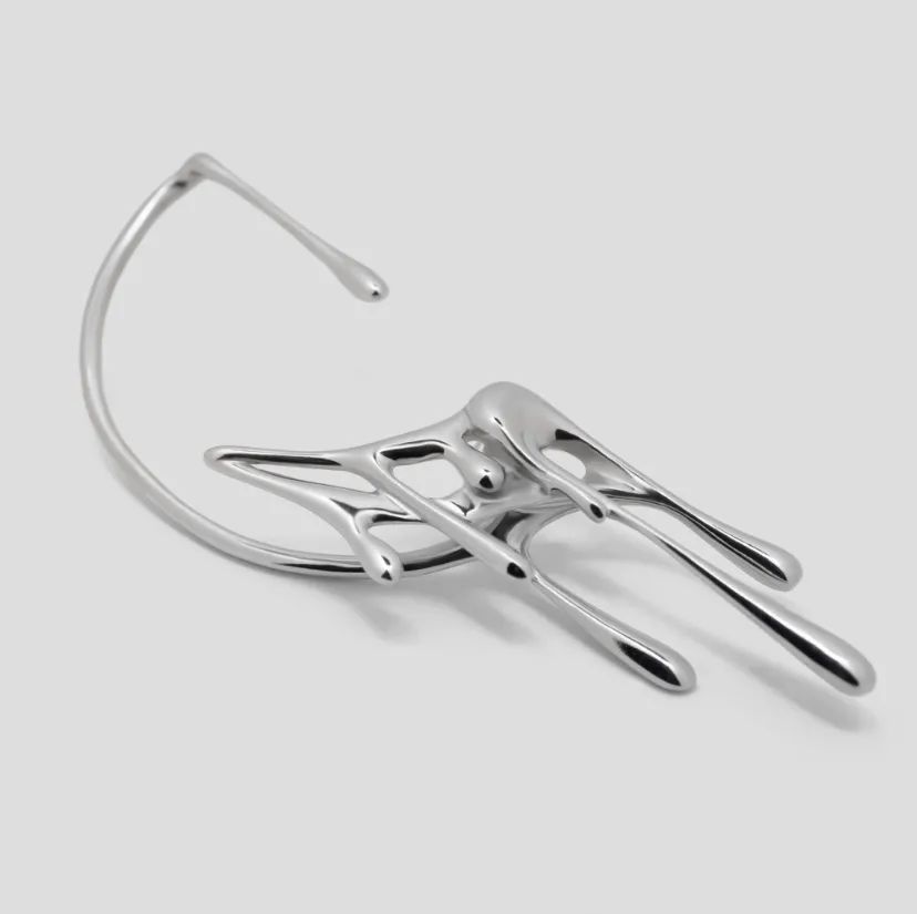 珍珠耳钉优雅永不过时,经典大方的耳钉