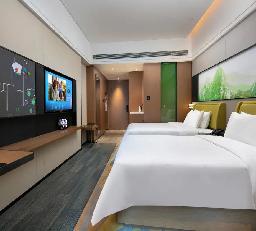 南昌青山湖希尔顿欢朋酒店宴会厅,南昌青山湖免费过夜