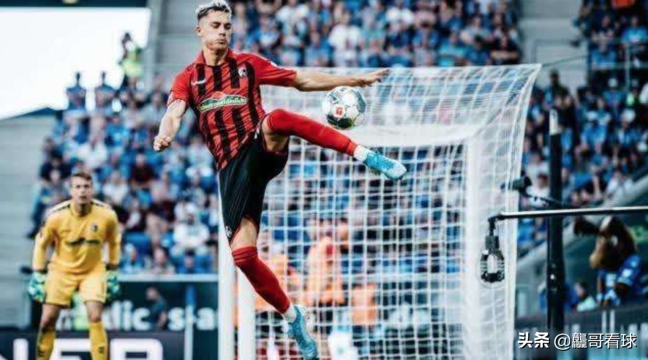 弗莱堡中卫国脚科赫的未来:那不勒斯有意引进,热刺后防急需