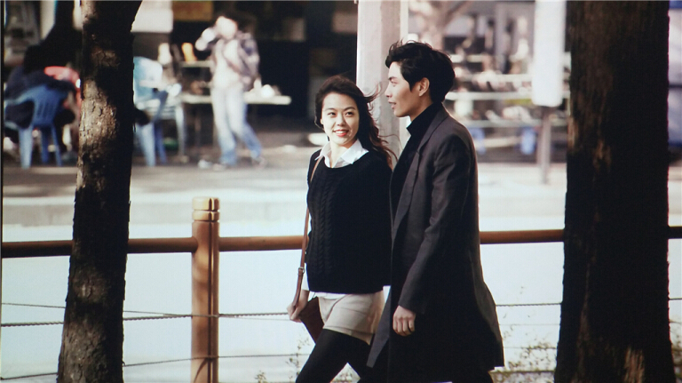 爱普生tw650对比tw5700tx,爱普生投影仪ch-tw650怎么调大小