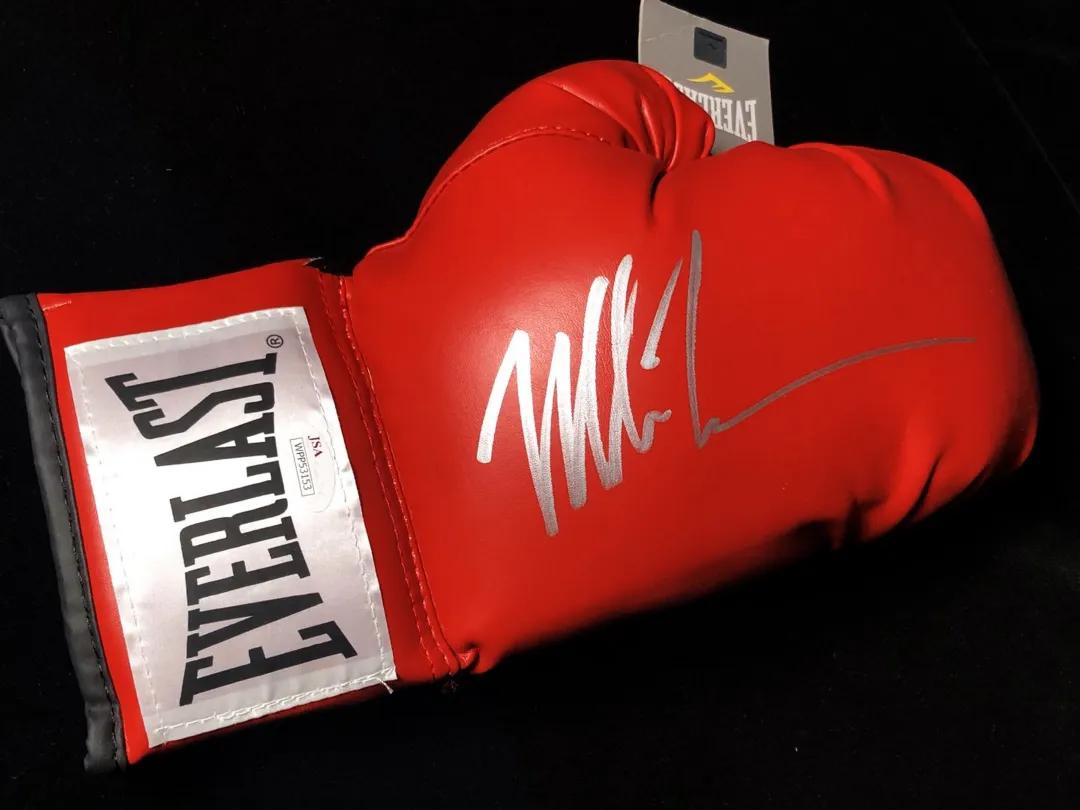 世界体育明星签名拍卖,体育明星签名明信片拍卖