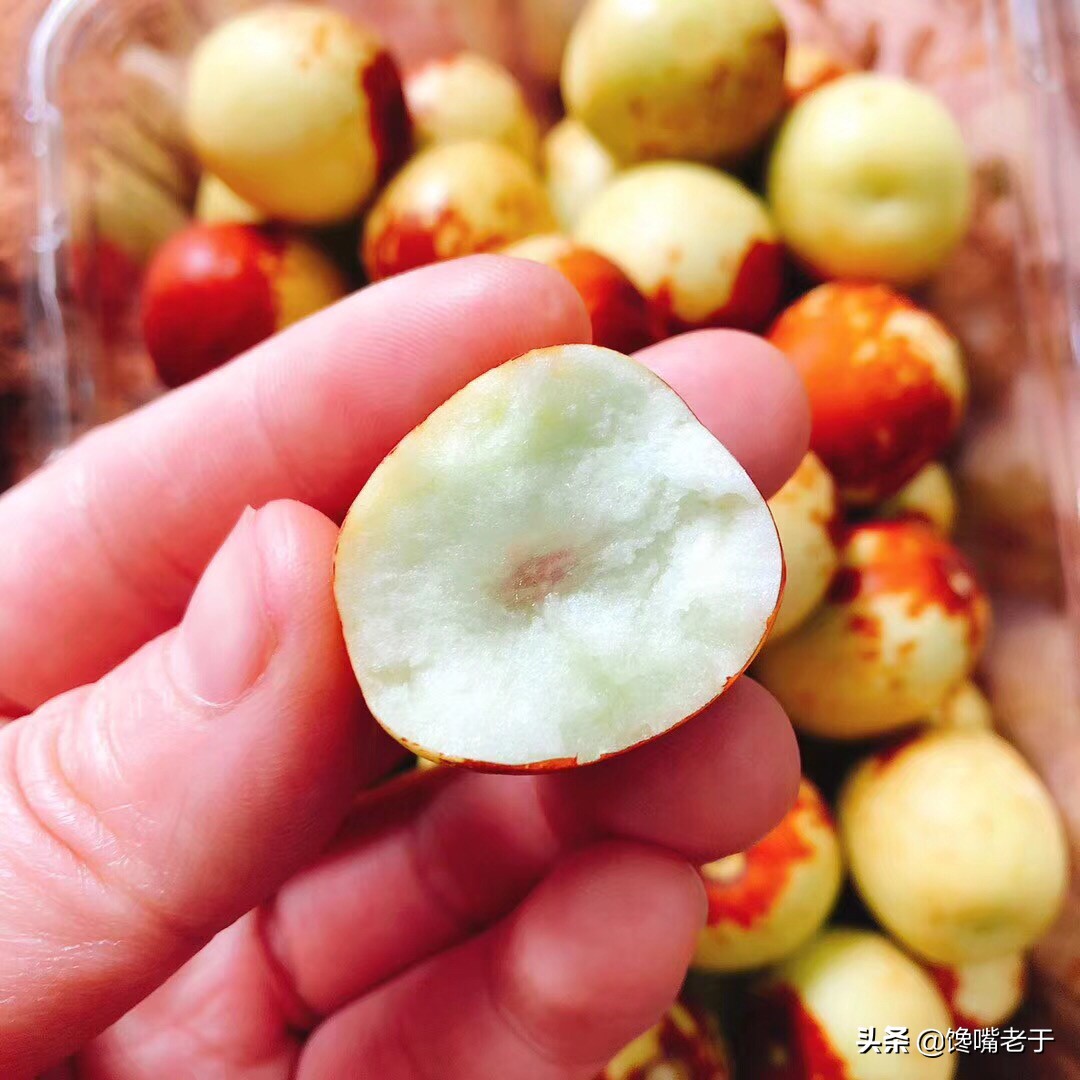 满满的维c是秋季最佳的水果,秋冬干燥建议多食应季水果