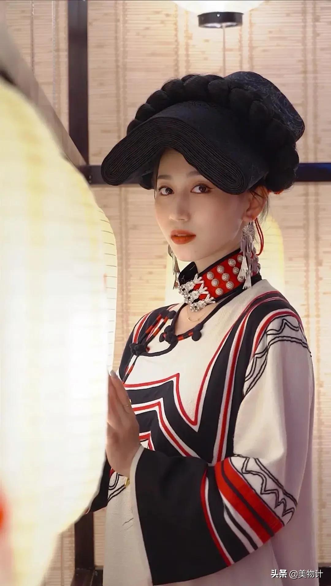 湖北95后女孩拍摄56个民族服饰,湖北女孩耗时247天拍摄56民族服饰