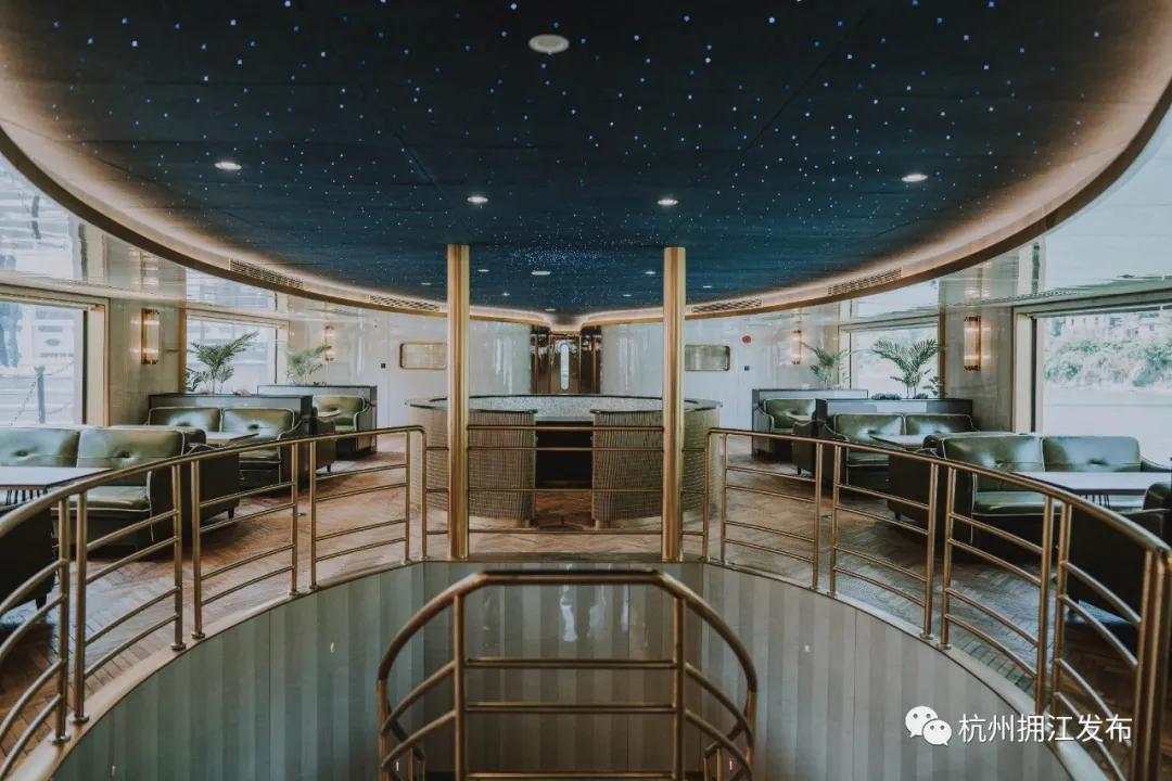 桐庐这艘带绝美“星空”的游船，开了！还有船票送送送！