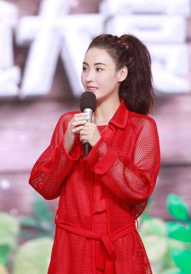 张柏芝当时是多少男人心中的女神,曾被媒体称作玉女掌门人的张柏芝