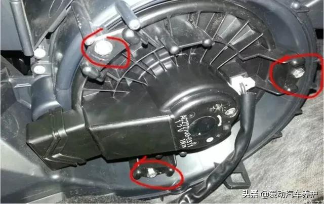 清洗空调蒸发箱的季节,怎么自己动手清洗汽车空调蒸发箱