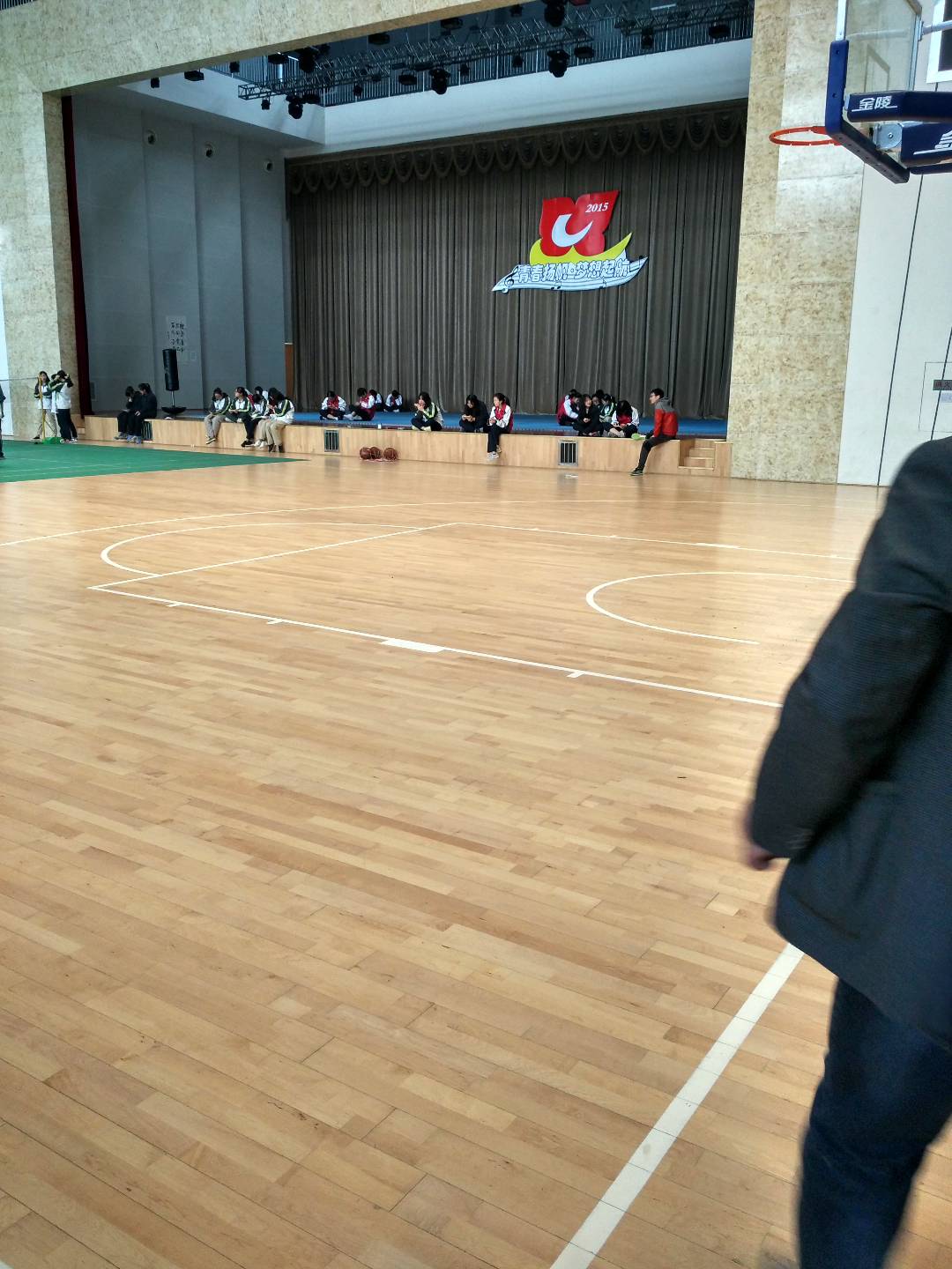 球场实用技巧和方法,什么球场适合打球