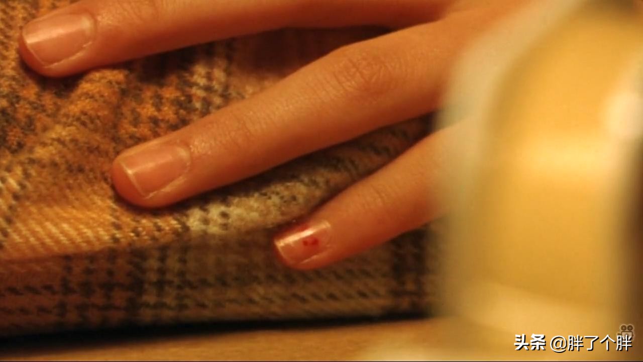 无人知晓：真实事件改编，母亲为和男友同居，抛下四个孩子离去