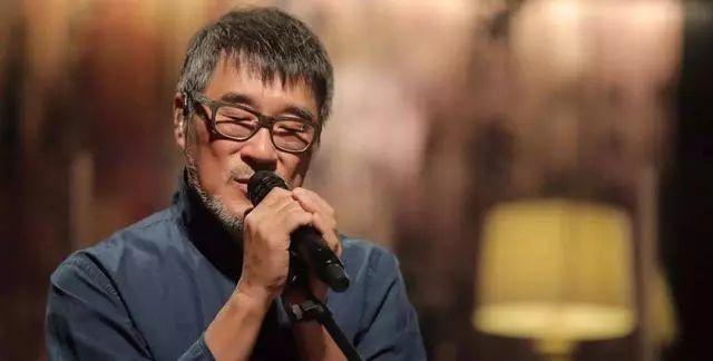 一首适合一个人静静聆听的歌,10首适合一个人听的歌