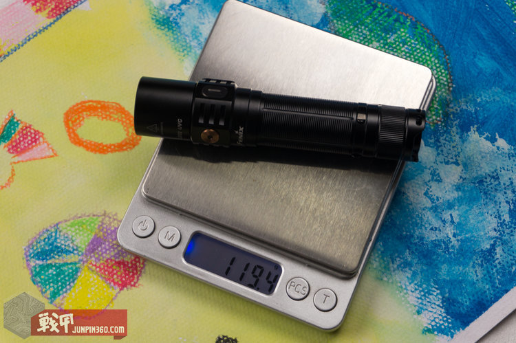 没有硝烟的消杀战疫,FenixLD32UVC手电