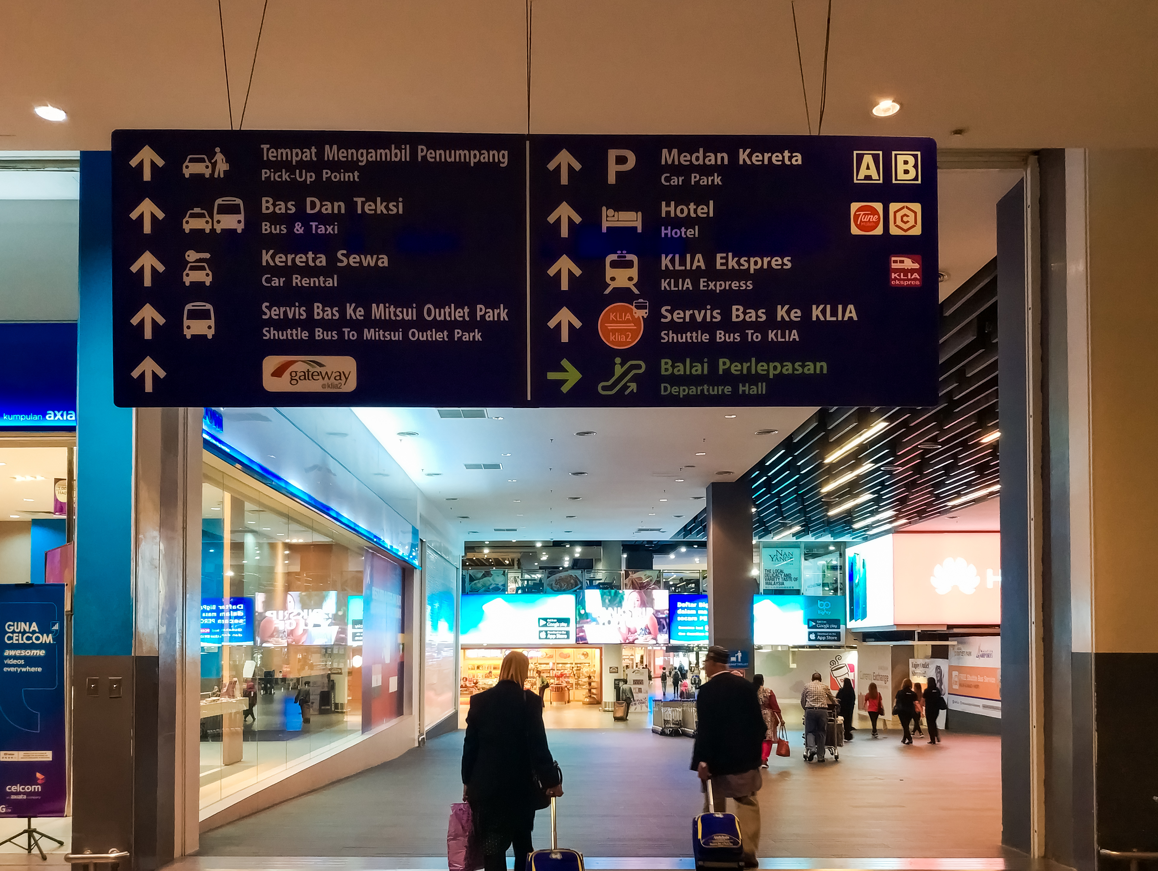 义乌300块钱500件短袖,3件高端短袖398