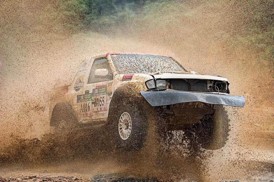 日系越野车哪款车好开一些,日系最新款的越野车是哪款